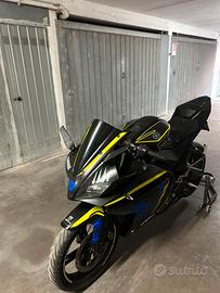 Yamaha yzf r 125