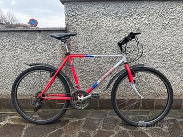 Bicicletta Mountain bike 26”