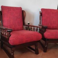 poltrone e divano comodissimi in legno massello 