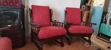 poltrone e divano comodissimi in legno massello 