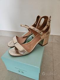 sandali dorati n. 37