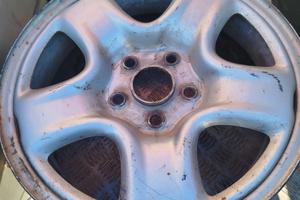 cerchi in ferro 16 Toyota RAV4 