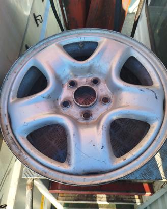 cerchi in ferro 16 Toyota RAV4 