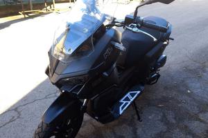 SCOOTER KL BRERA X 125 MOT.A LIQUIDO NERO
