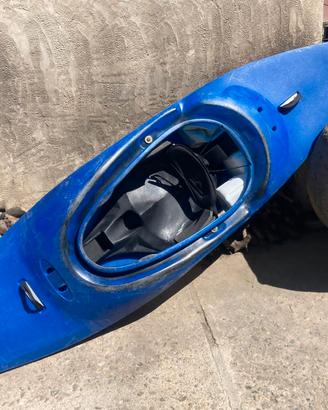 surf kayak con paraspruzzi in neoprene