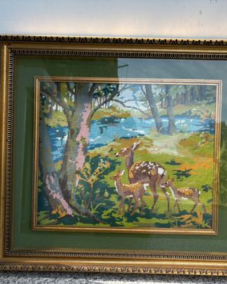 Quadro  ricamato a mano  con cervi