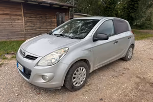 Hyundai i20 1.2 - Anno 2009 - € 1.500