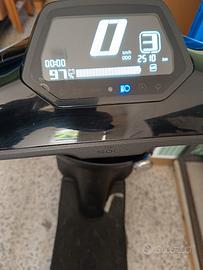 Super Soco CUX - 2022