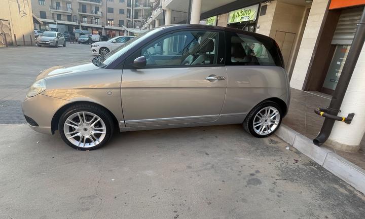 Lancia Y 1.3 Multijet 75 cv