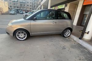Lancia Y 1.3 Multijet 75 cv
