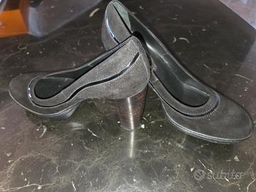 👠 2 paia di scarpe donna – Tod's 38,5+Carmela 39