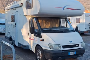 Camper Challenger su base Ford Transit 