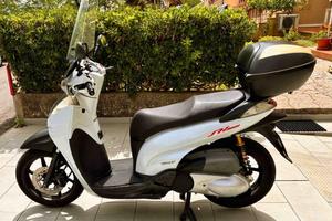 Honda Sh 300i Sport - Bauletto e parabrezza