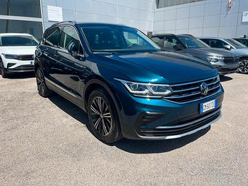 Volkswagen Tiguan 2.0 TDI 150 CV SCR DSG R-Line