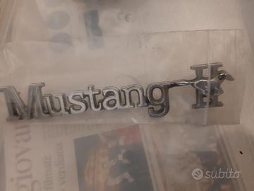 Ford Mustang II emblema