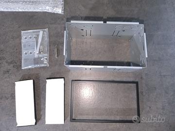 Mascherina 2 din x auto