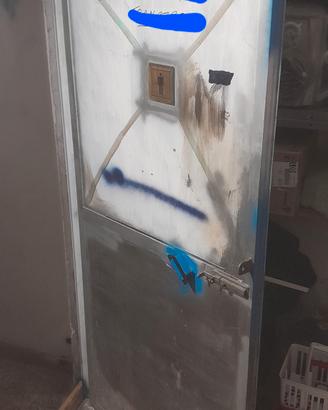 porta in ferro