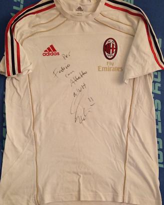 maglia con dedica ibrahimovc 