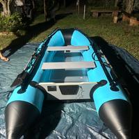 Gommone 3,2 m con motore e accessori