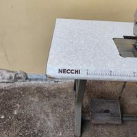 macchina da cucire necchi