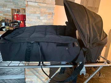 Trasportino McLaren neonati