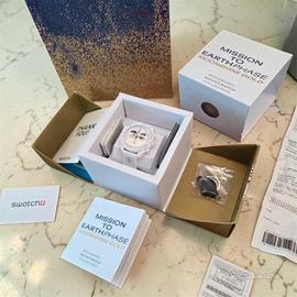 Omega xSwatch Mission on Earthphase MOONSHINE GOLD