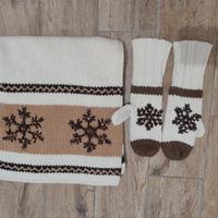 Sciarpa + guanti muffole