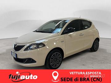 Lancia Ypsilon 1.0 firefly hybrid Gold s&s 70cv