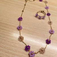 Collana dorata con anello abbinato regolabile