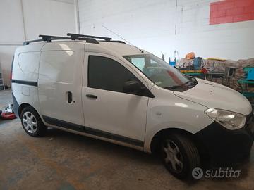 DACIA DOKKER