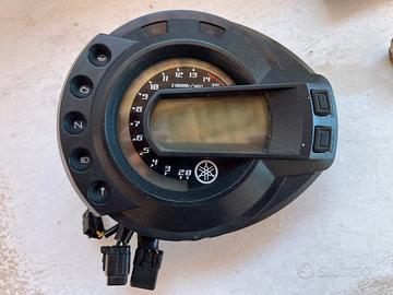 Strumentazione Yamaha FZ6