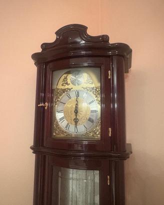 Orologio a pendolo da terra