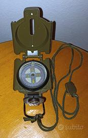 bussola da rilevamento stile militare 