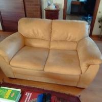 Divano  a tre posti+ divano  a due posti