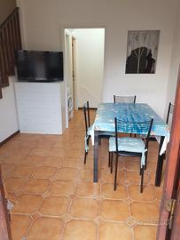 CASA A GAETA A 150 metri SPIAGGIA SERAPO_ LOFT