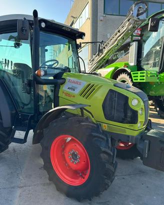 TRATTORE CLAAS ATOS 220 SEMINUOVO