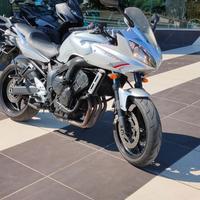 Yamaha FZ6 Fazer S2