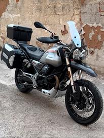 Moto Guzzi V85TT Travel