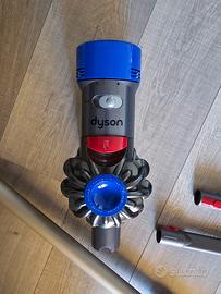 Dyson V8