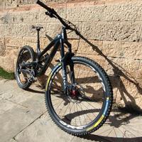 YT Capra CF Pro 29 MTB enduro