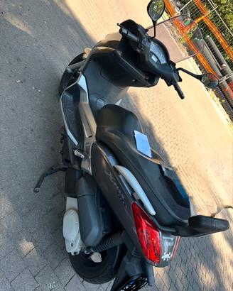 X-Max 250 per ricambi
