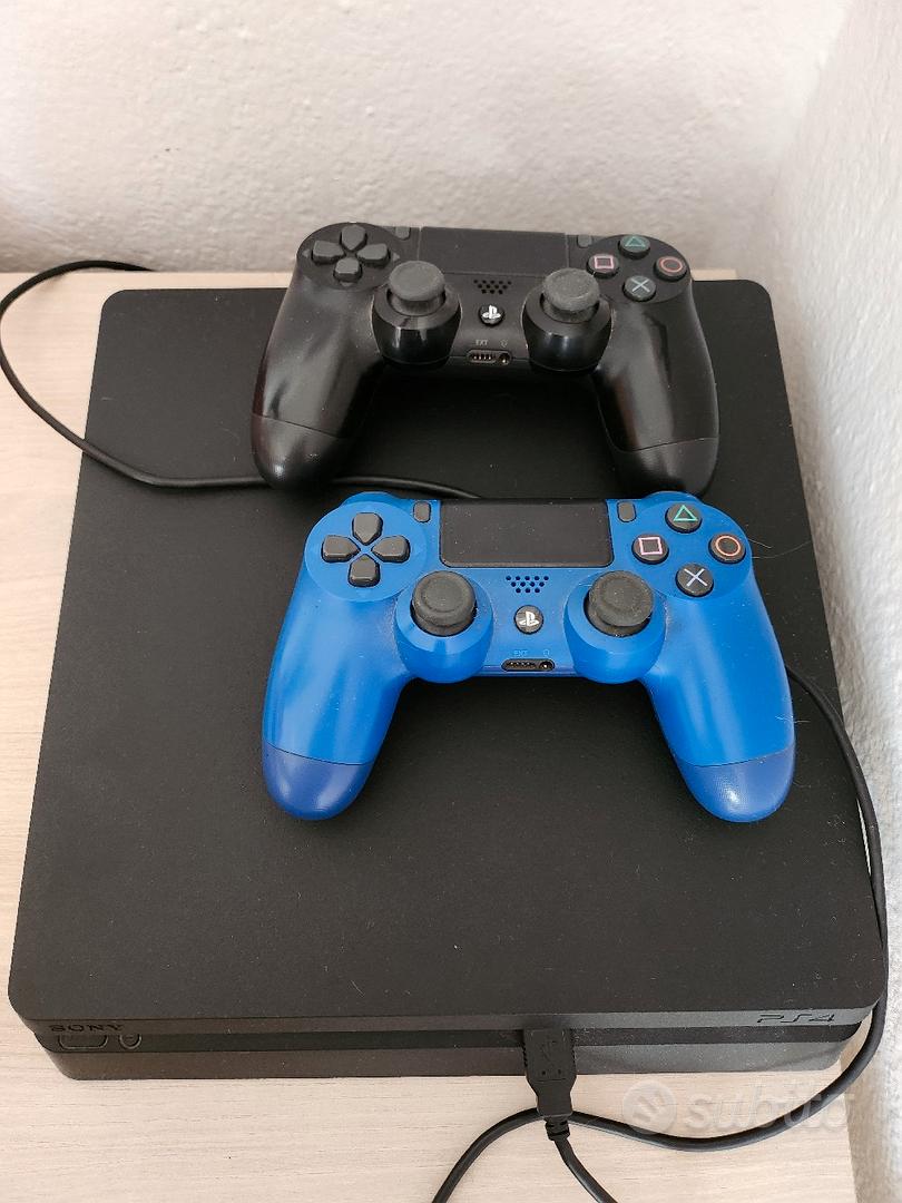 Ps4 slim 500GB usata - 3 giochi+2 controller usate per 160 EUR su Las Casas  su WALLAPOP