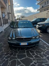 Jaguar X-Type 2 litri V6 24V cat Executive CON GPL