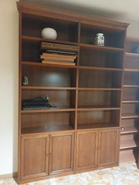 libreria in legno massello 