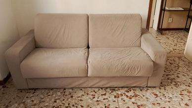 DIVANO USATO 2 POSTI