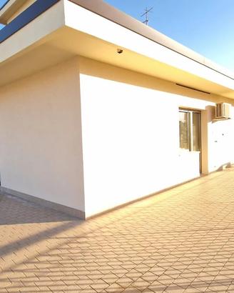 ATTICO CON DOPPIO GARAGE 343 MQ EURO 430.000