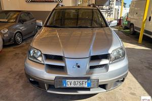MITSUBISHI - Outlander 2.0 16v Comfort 4wd