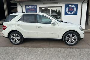 MERCEDES-BENZ ML 350 CDI Sport NAVIG!!!!