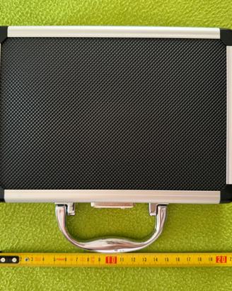 Set trucchi manicure