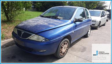 Ricambi Usati LANCIA Y 2001